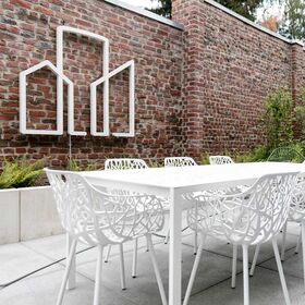 Bougie Immobilienmakler Terrasse